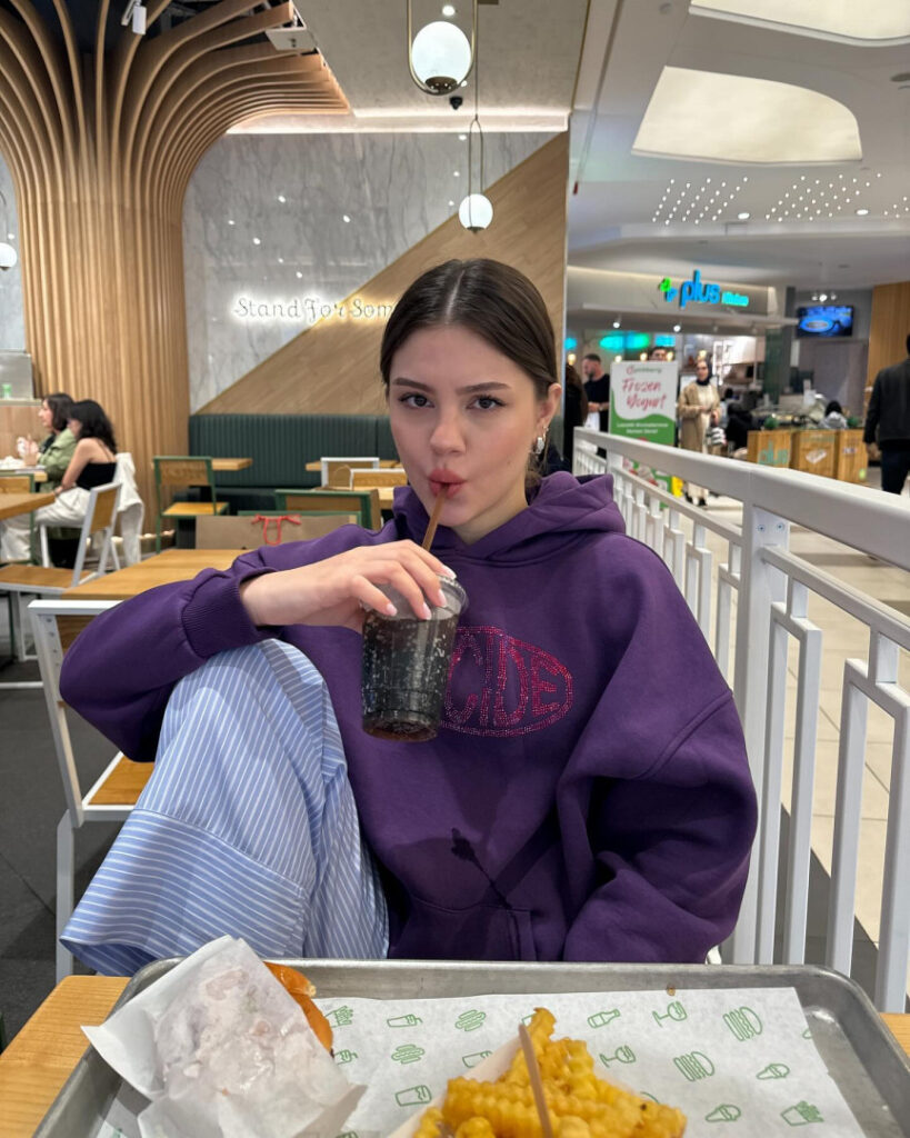 TikTok – Instagram – Sinem Melek Coşkun / sinemcoskunss / sinemcoskuns – Nude