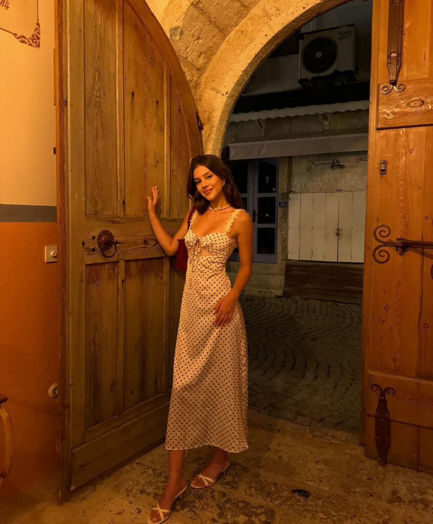 TikTok – Instagram – Sinem Melek Coşkun / sinemcoskunss / sinemcoskuns – Nude