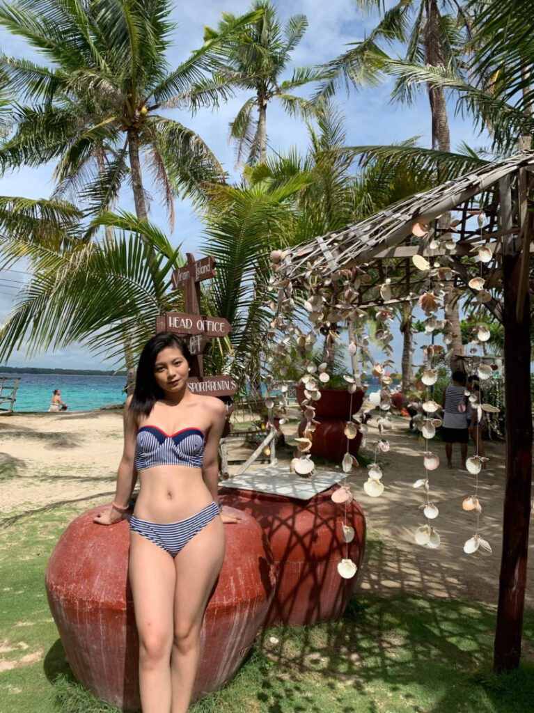 Instagram – Asian – Siobe Lim (Krystal Mana) – Nude