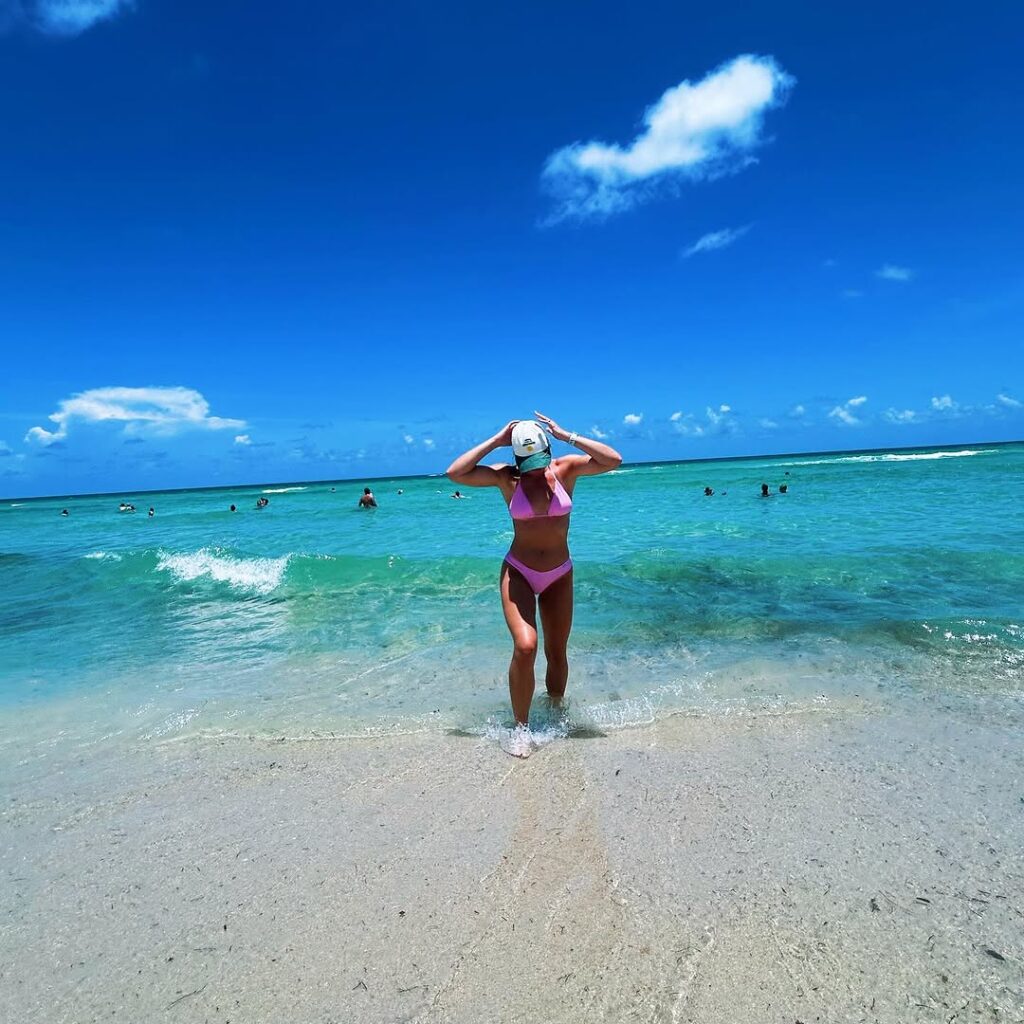 Celeb – Instagram – Skye Nicolson / skyebnic – Nude Leaks