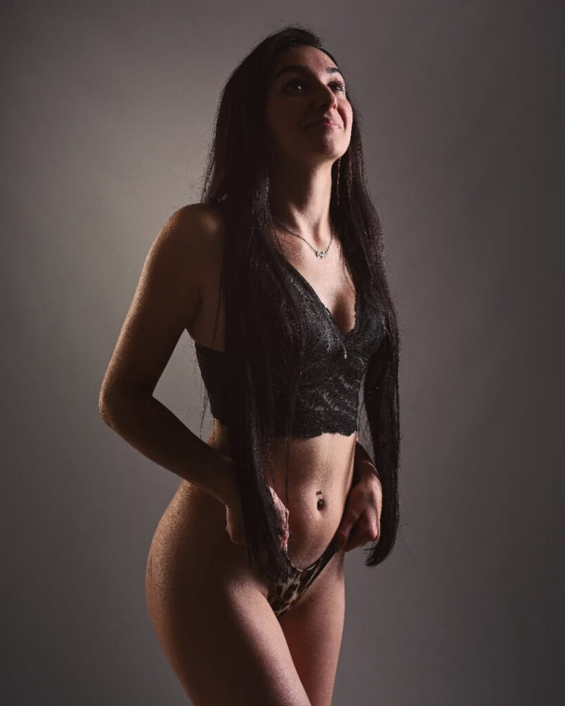 Instagram – Sofia Morais (AKA farrusquinha) – Nude Leaks