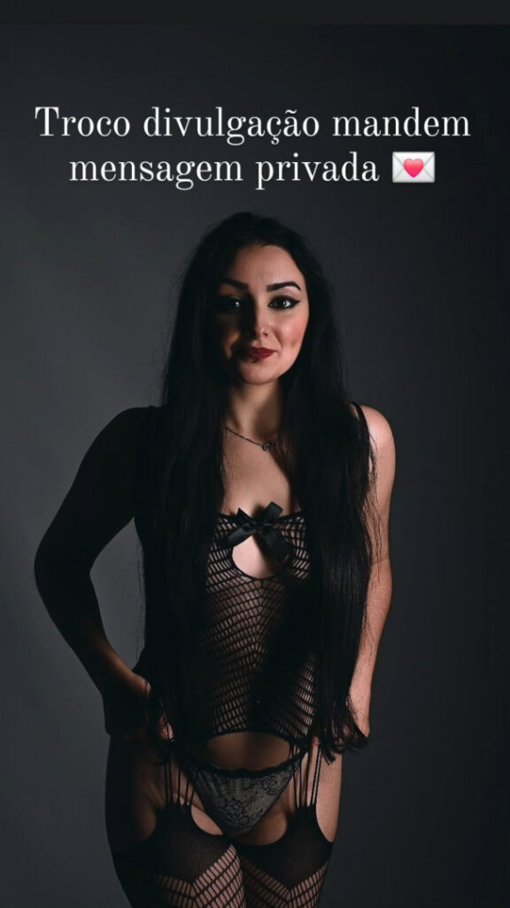 Instagram – Sofia Morais (AKA farrusquinha) – Nude Leaks