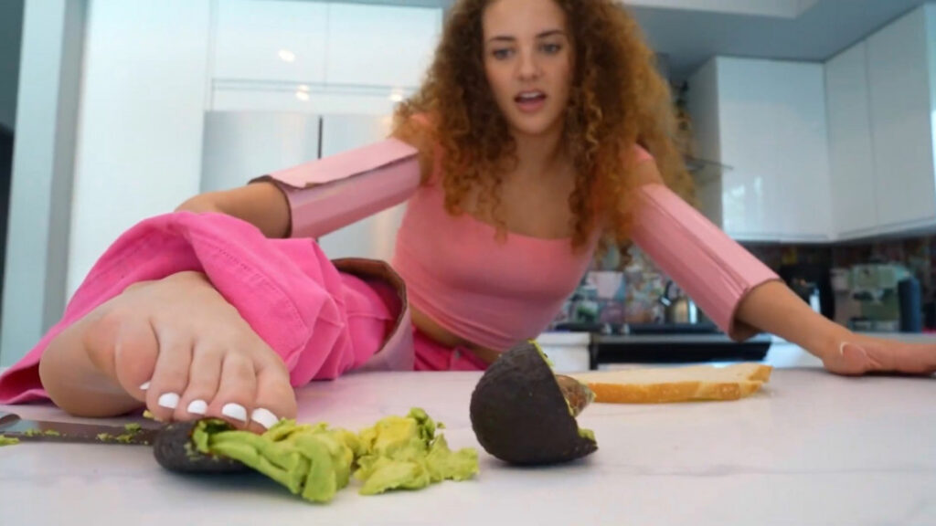 Youtube – TikTok – Petite – Sofie Dossi – Nude Leaks