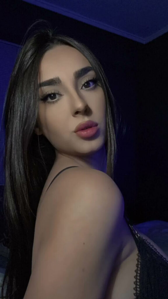 OnlyFans – sophieicardo – Nude