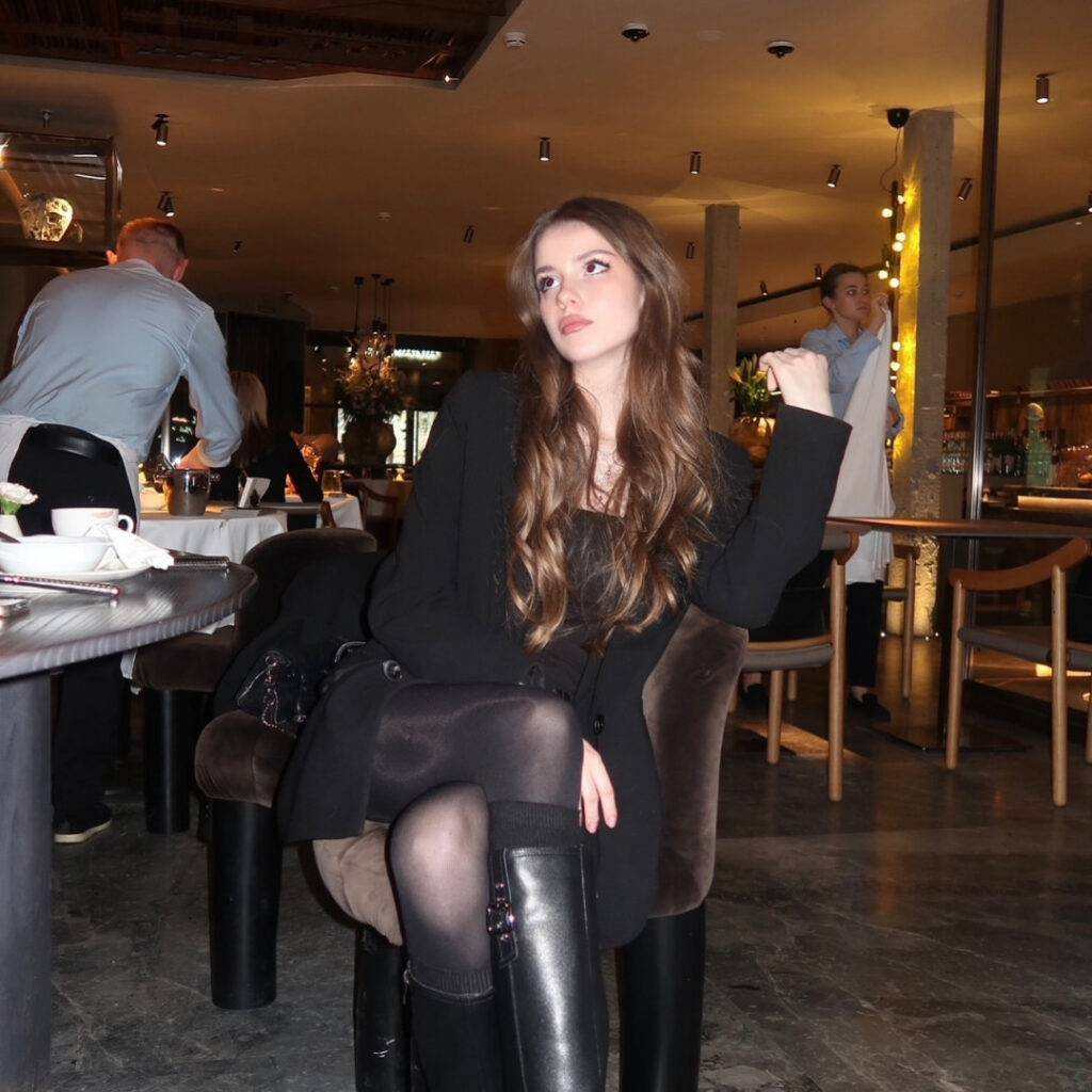 TikTok – Instagram – Teen – sosihue / nesosihue – Nude Leaks