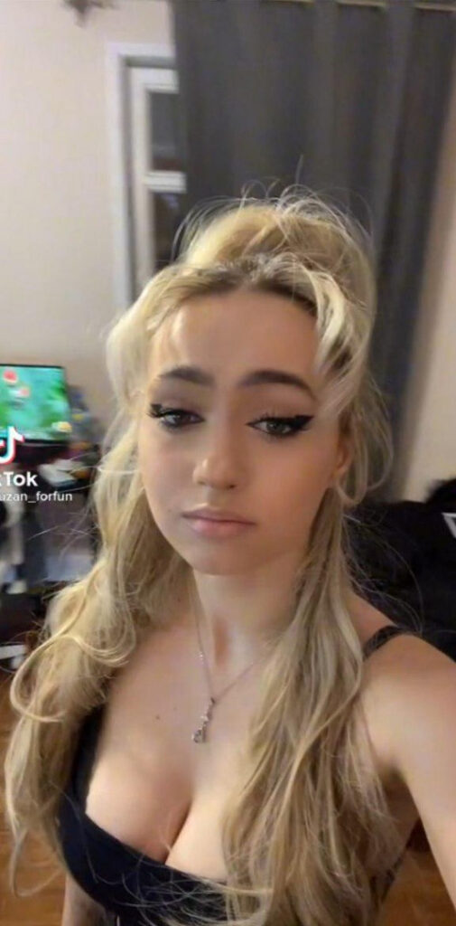 TikTok – Instagram – Suzan / Suzan00703 / Zuzanna Dembińska – Nude Leaks