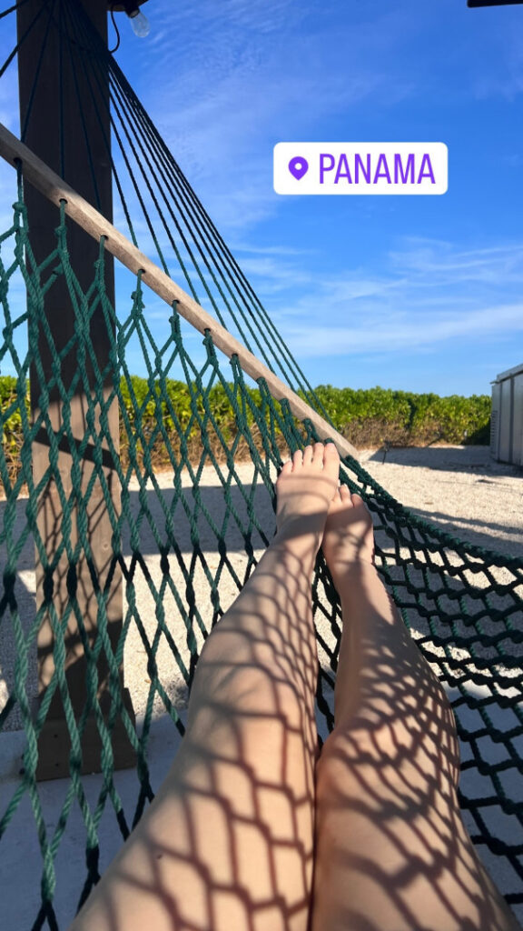 Instagram – Thea Booysen – Nude