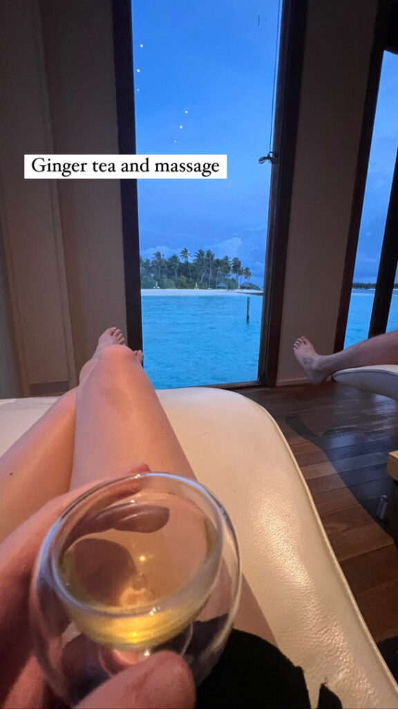 Instagram – Thea Booysen – Nude