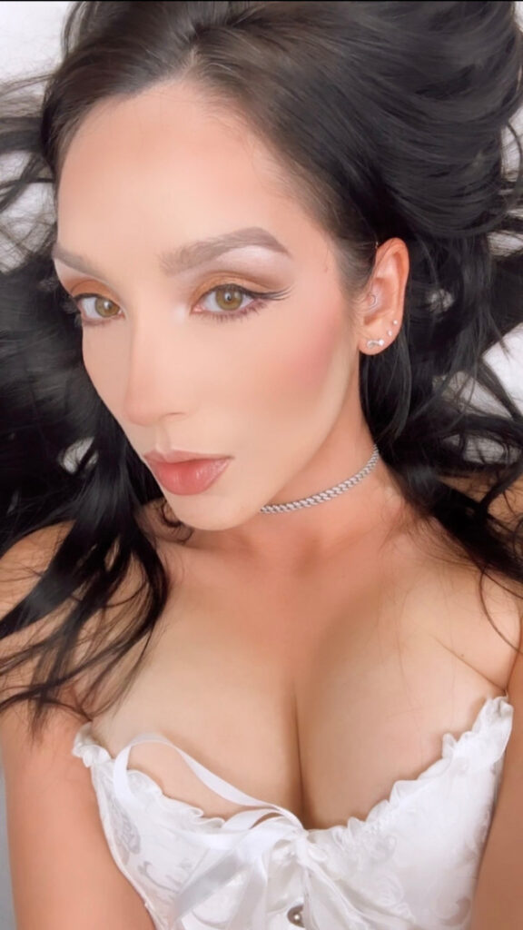 ASMR – TheBeatleBabe ASMR – Nude