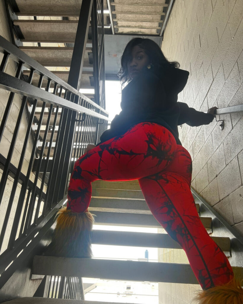 TikTok – T H I C C – Ebony – Thefricanbeauty / africann.beauty / esosatheafricanbeauty – Nude Leaks