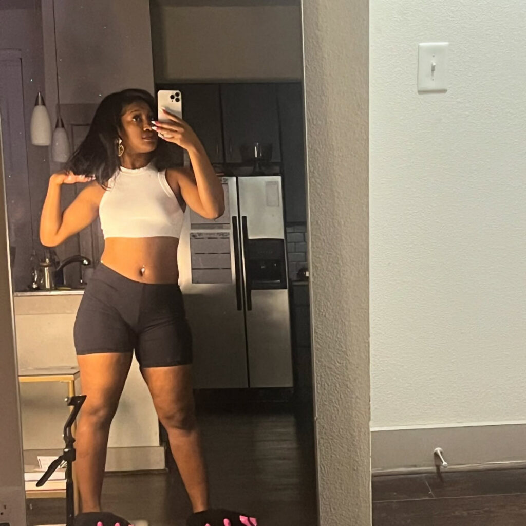 TikTok – T H I C C – Ebony – Thefricanbeauty / africann.beauty / esosatheafricanbeauty – Nude Leaks