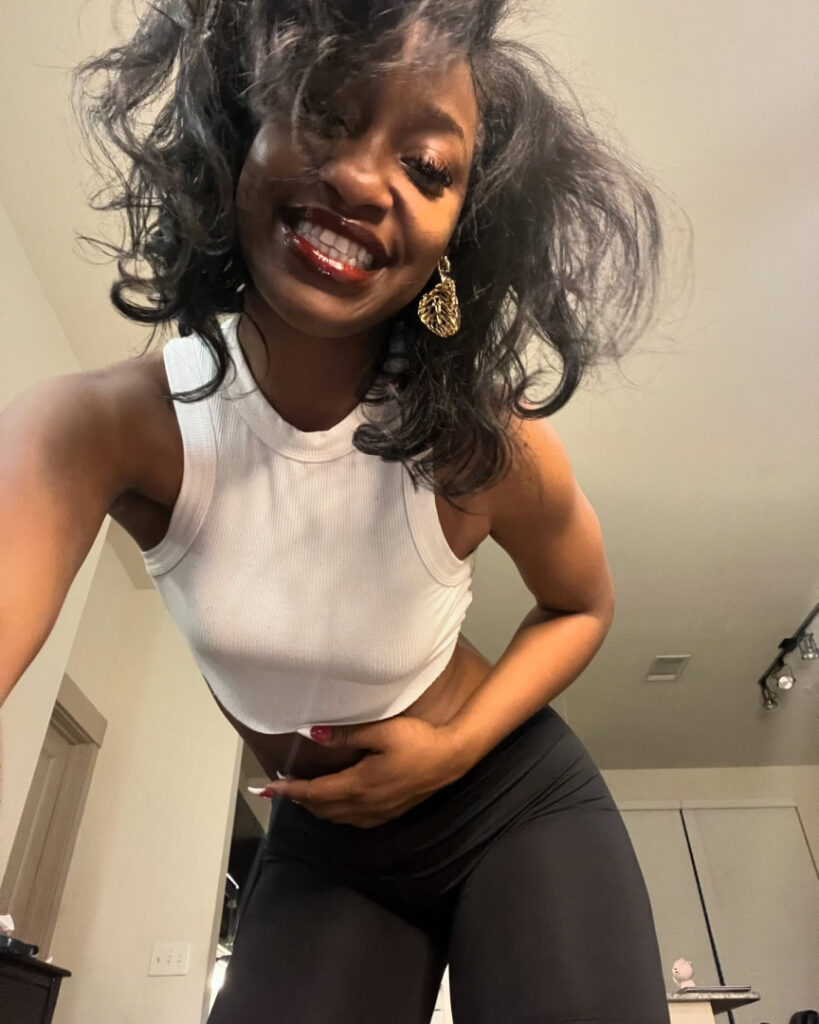 TikTok – T H I C C – Ebony – Thefricanbeauty / africann.beauty / esosatheafricanbeauty – Nude Leaks