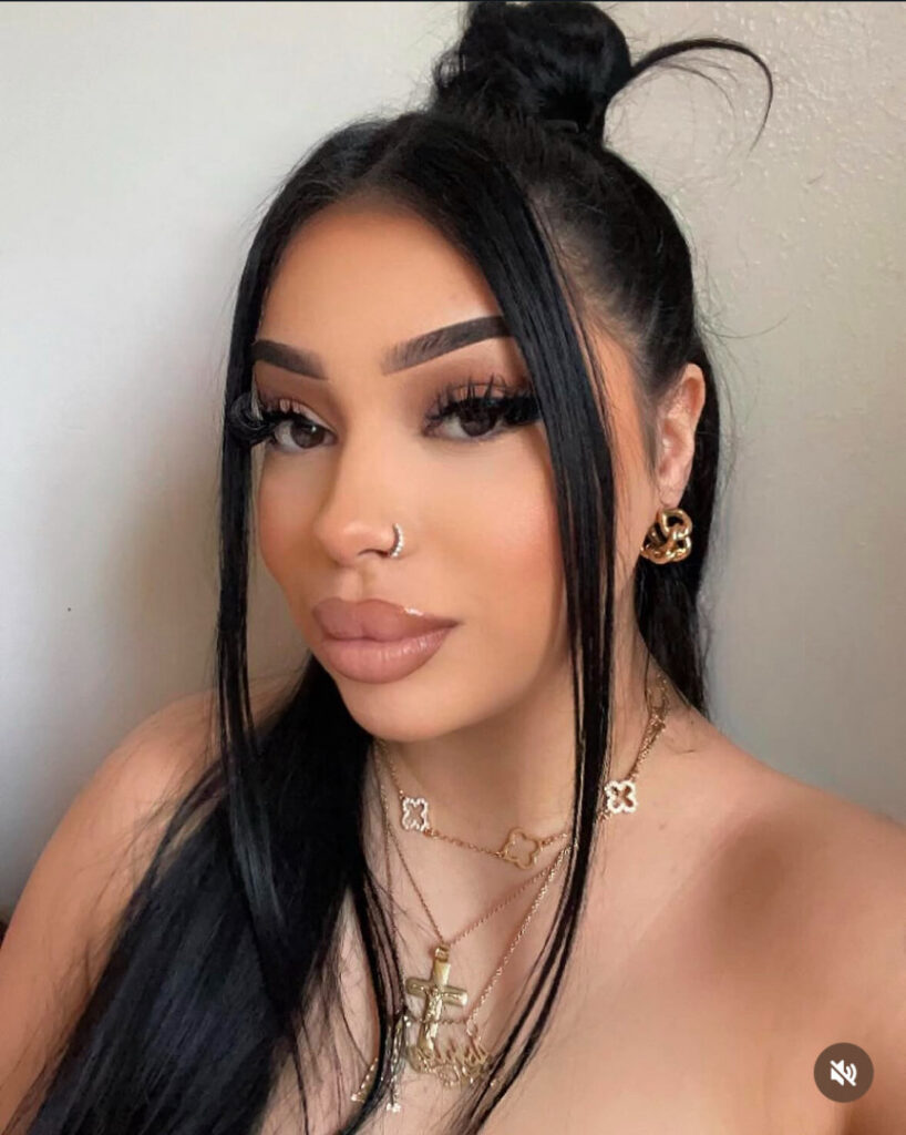 Instagram – T H I C C – Latina – Thick Baddie @Oxashhley – Nude