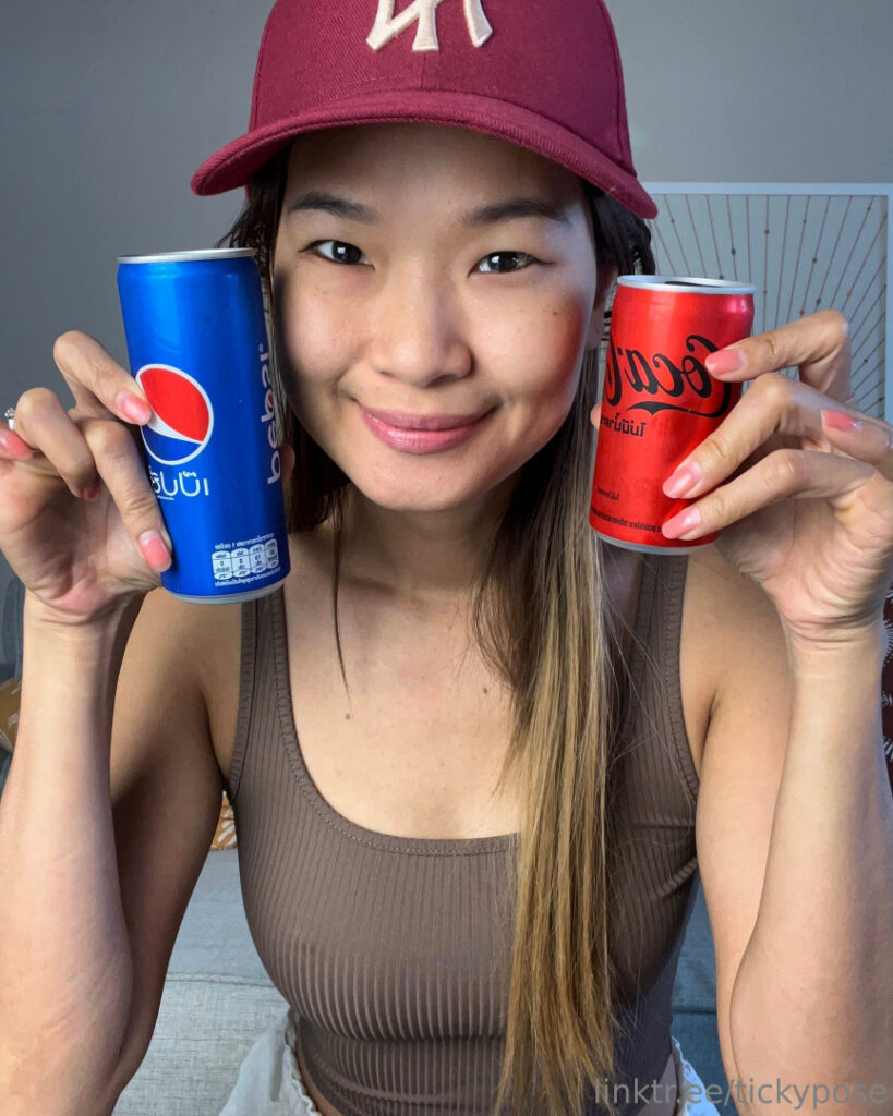 OnlyFans – TickyPose – Nude