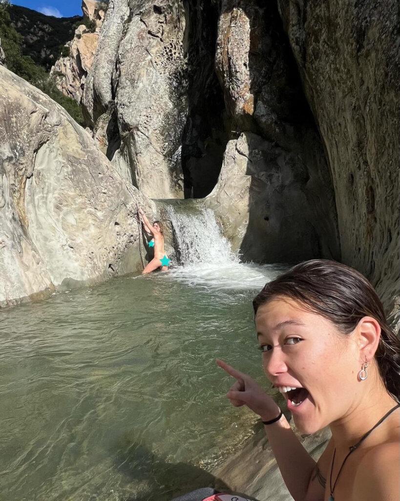 Instagram – travelingwithtals – Nude