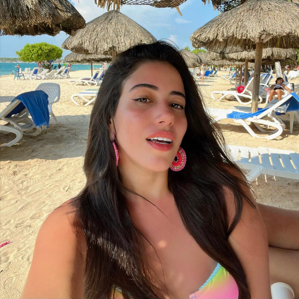 Instagram – Verónica Boyer – Nude