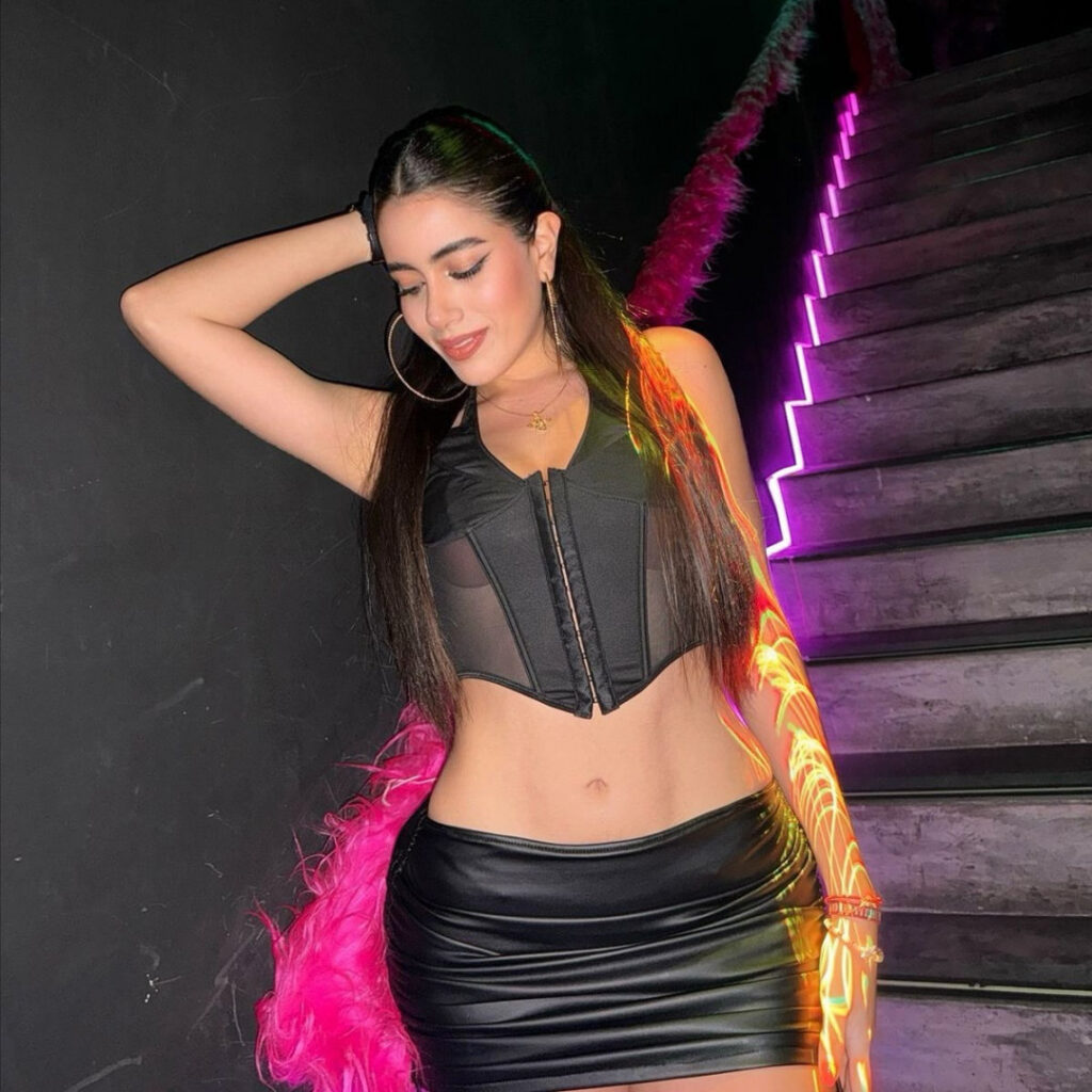 Instagram – Verónica Boyer – Nude