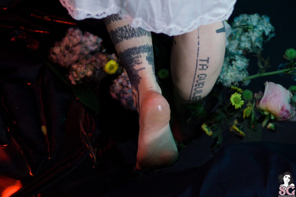 OnlyFans – Vesperal – Nude Leaks