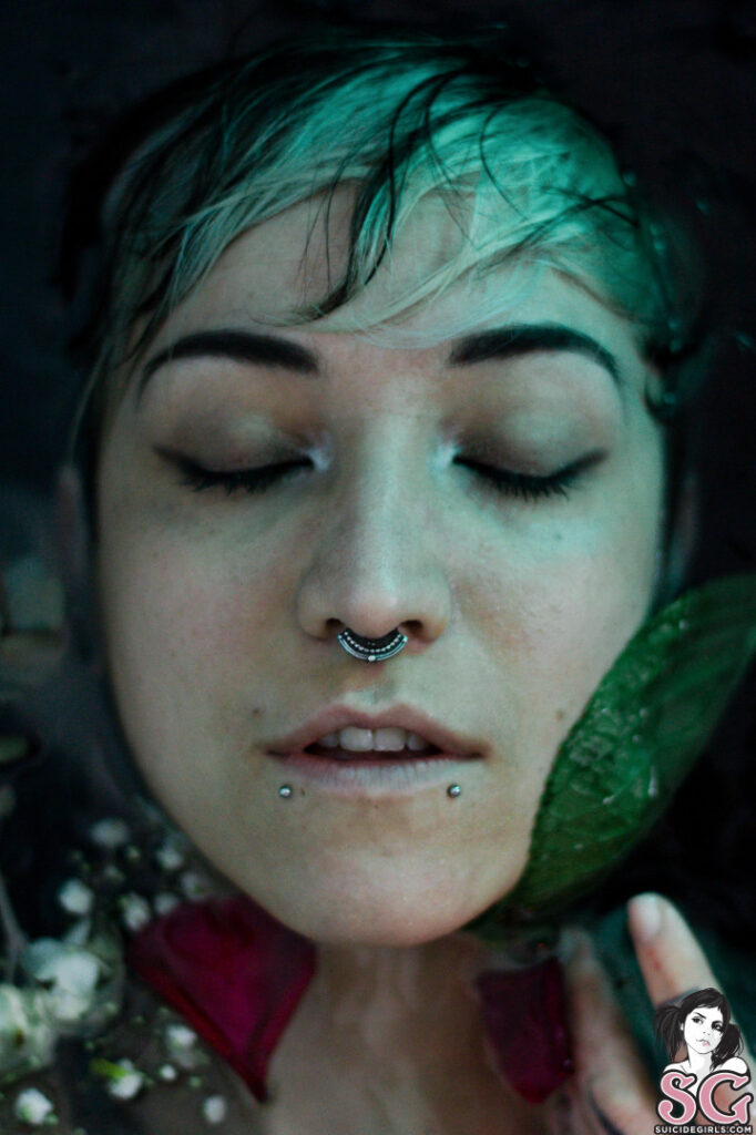 OnlyFans – Vesperal – Nude Leaks