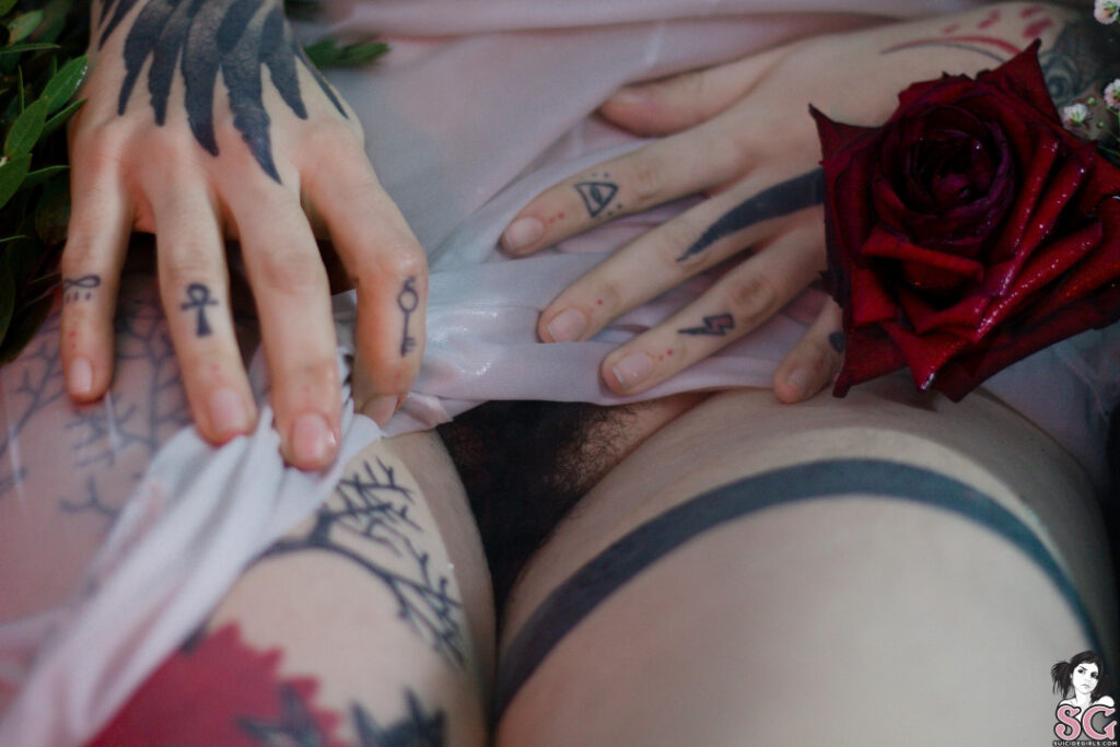 OnlyFans – Vesperal – Nude Leaks