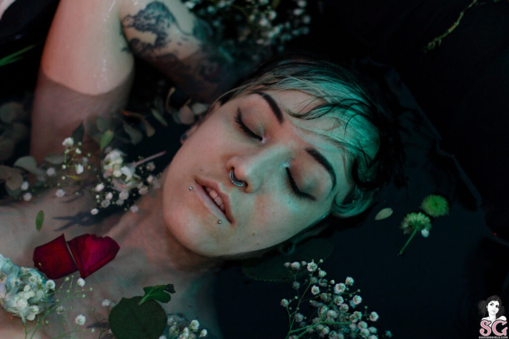 OnlyFans – Vesperal – Nude Leaks