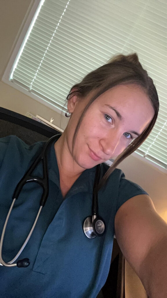 OnlyFans – Instagram – Wellnesswifey / Kayla Moore – Nude