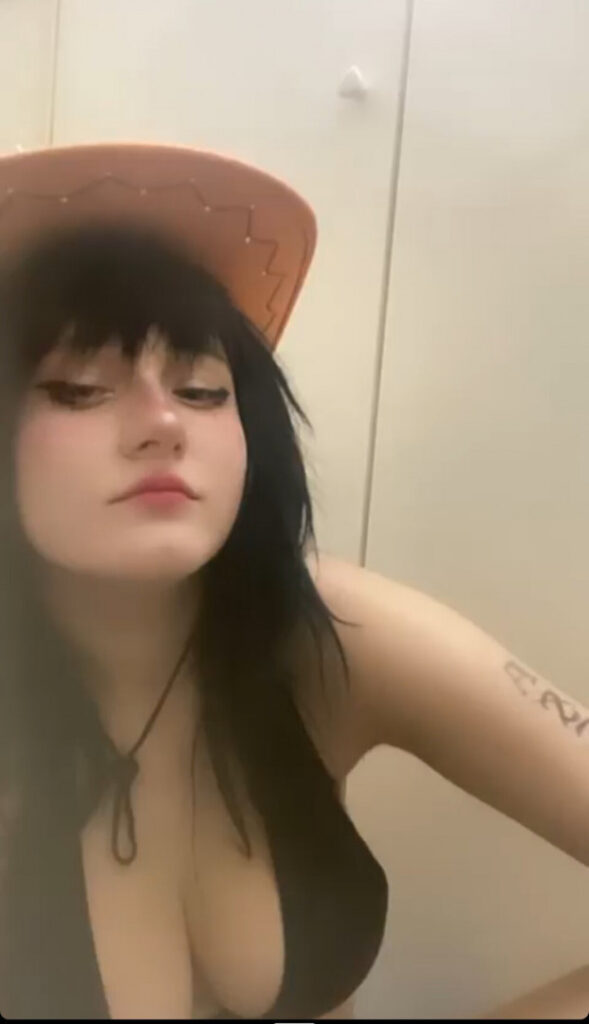 OnlyFans – wyttew – Nude