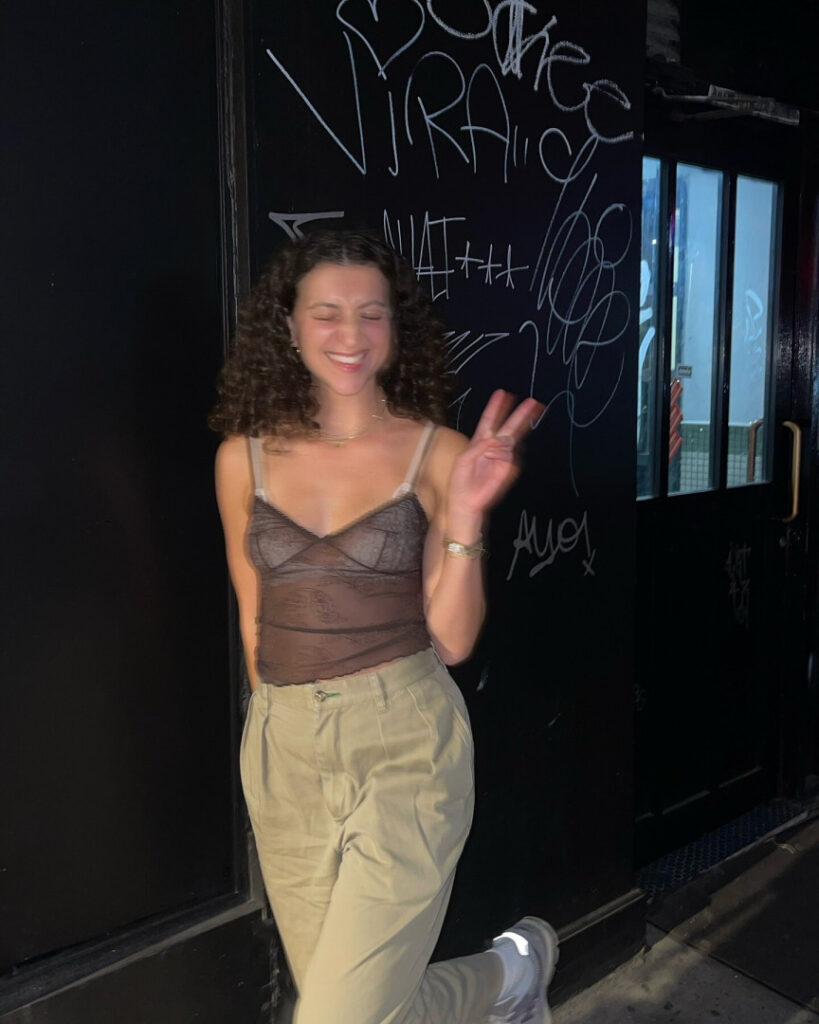 TikTok – Instagram – Yvette Segan – Nude