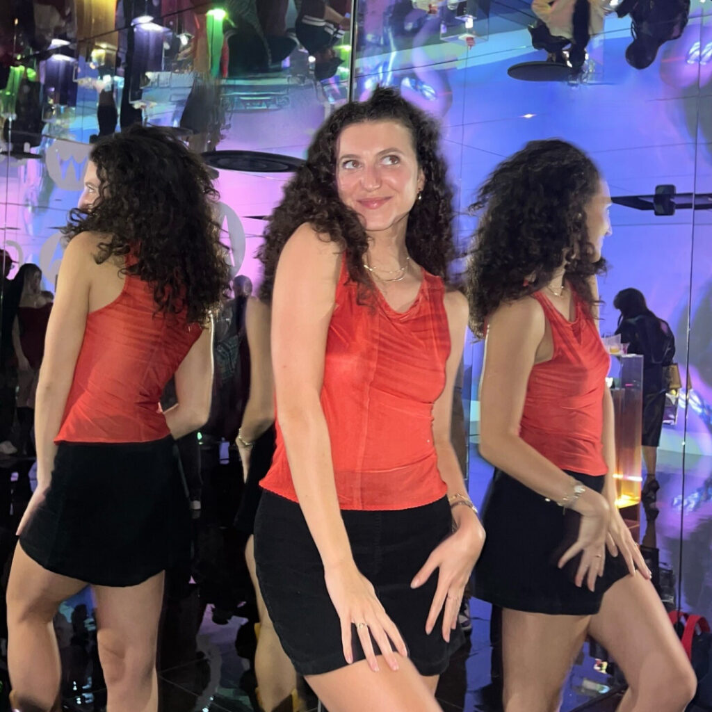 TikTok – Instagram – Yvette Segan – Nude