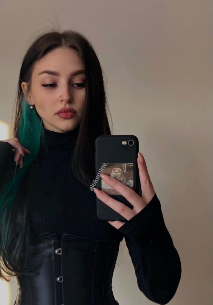 Aleksmlnv (aleksnmln) – Nude Leaks Onlyfans