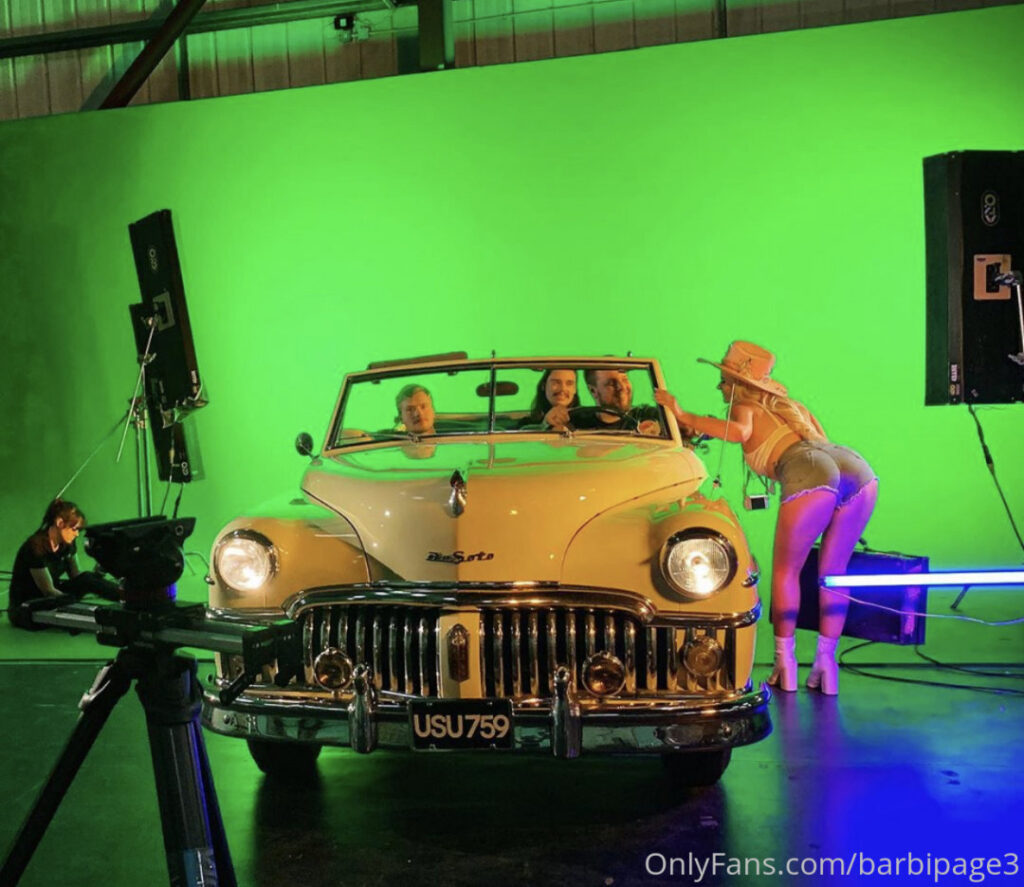 Apollonia Llewellyn / Apollonia Barbi – Nude Leaks Onlyfans