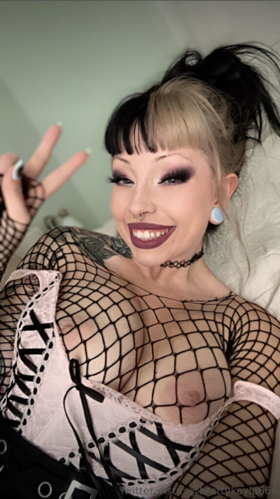 Brattykayla666 – Nude Leaks Onlyfans