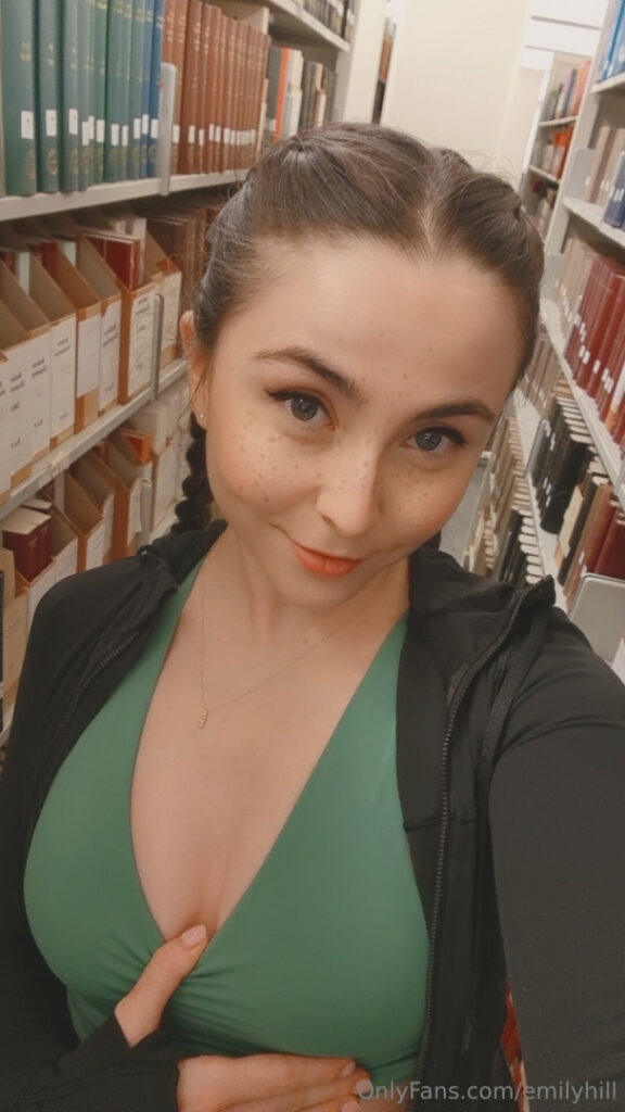 Emily Hill / littlee33 – Nude Leaks Onlyfans