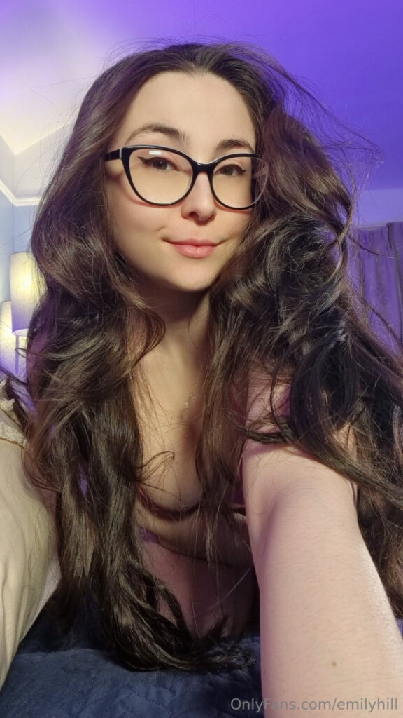 Emily Hill / littlee33 – Nude Leaks Onlyfans