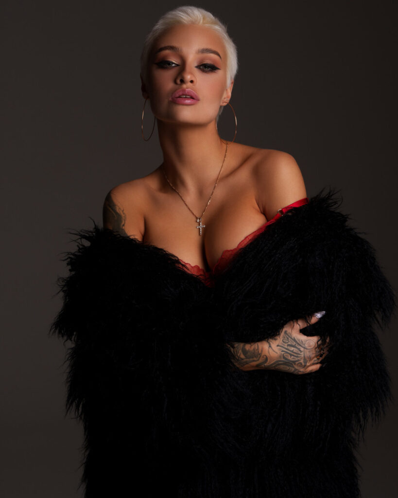 Farruhhhamraeva – Nude Leaks Onlyfans