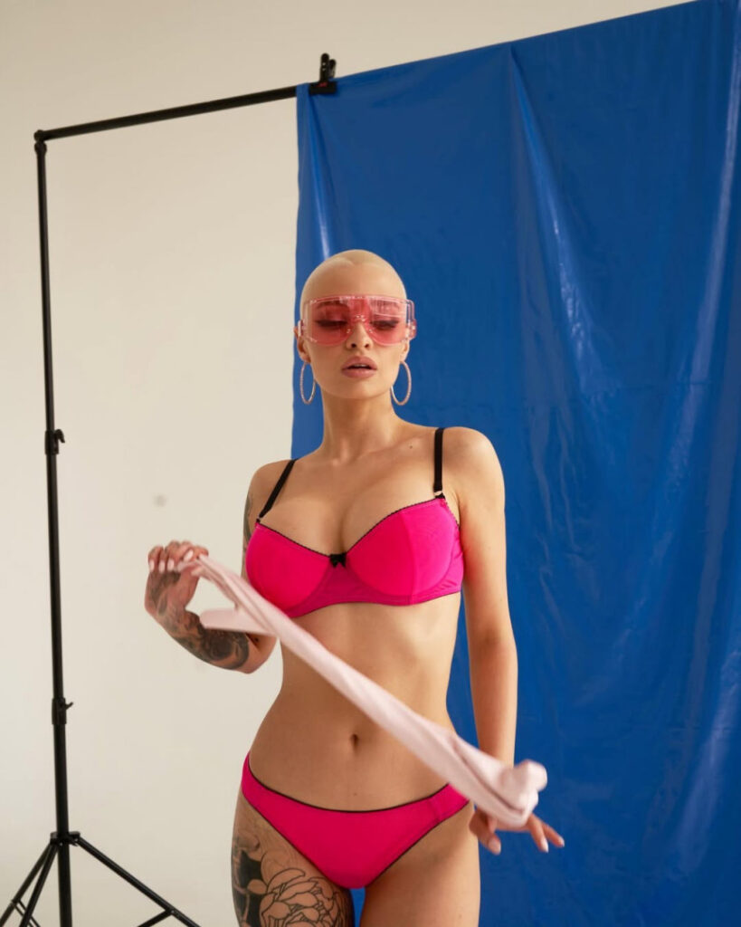 Farruhhhamraeva – Nude Leaks Onlyfans