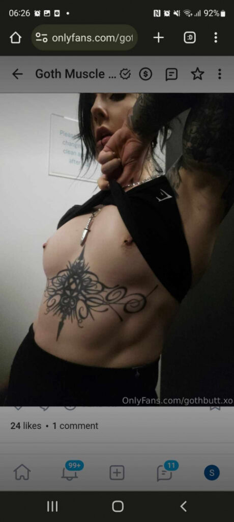 Goth muscle mommy / roxxymission – Nude Leaks Onlyfans