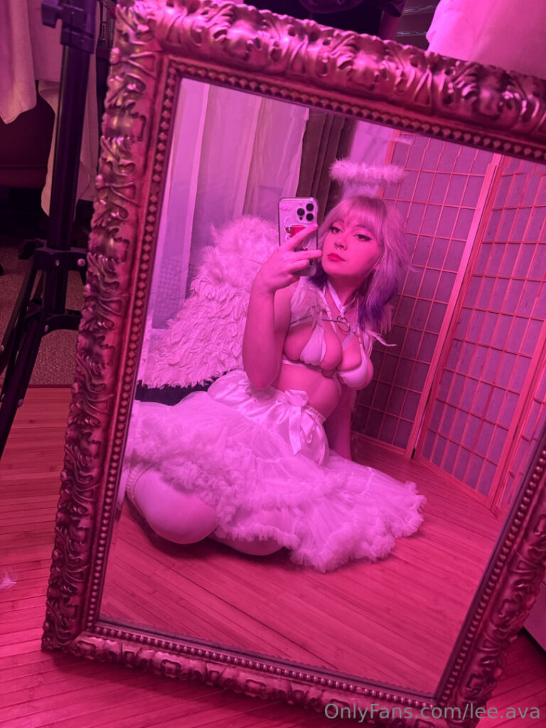 Holly Ava / Lee.ava / Grandmas.butt / hiya / LeeAva / hollyava / Lee – Nude Leaks Onlyfans