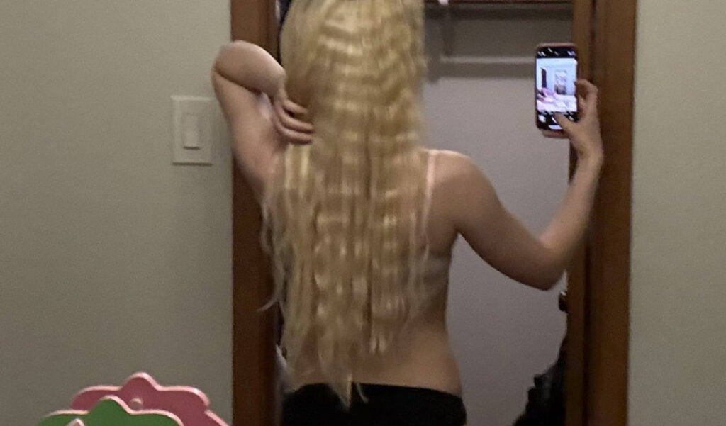 ItsNotDatSrs / Notdatsrs / liz / lilredvlvt – Nude Leaks Onlyfans