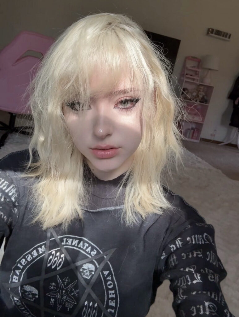 ItsNotDatSrs / Notdatsrs / liz / lilredvlvt – Nude Leaks Onlyfans