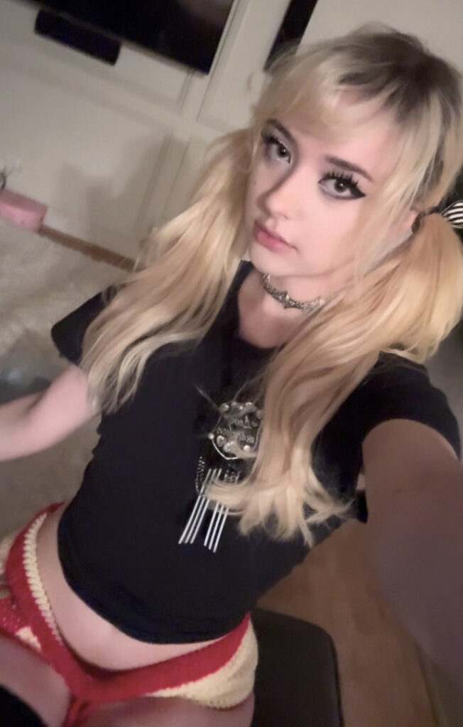 ItsNotDatSrs / Notdatsrs / liz / lilredvlvt – Nude Leaks Onlyfans