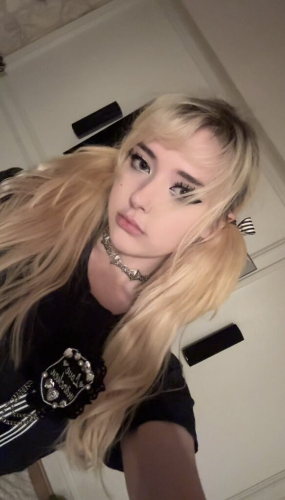 ItsNotDatSrs / Notdatsrs / liz / lilredvlvt – Nude Leaks Onlyfans