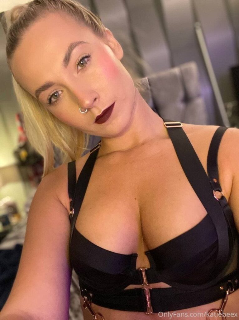katiebeex – Nude Leaks Onlyfans