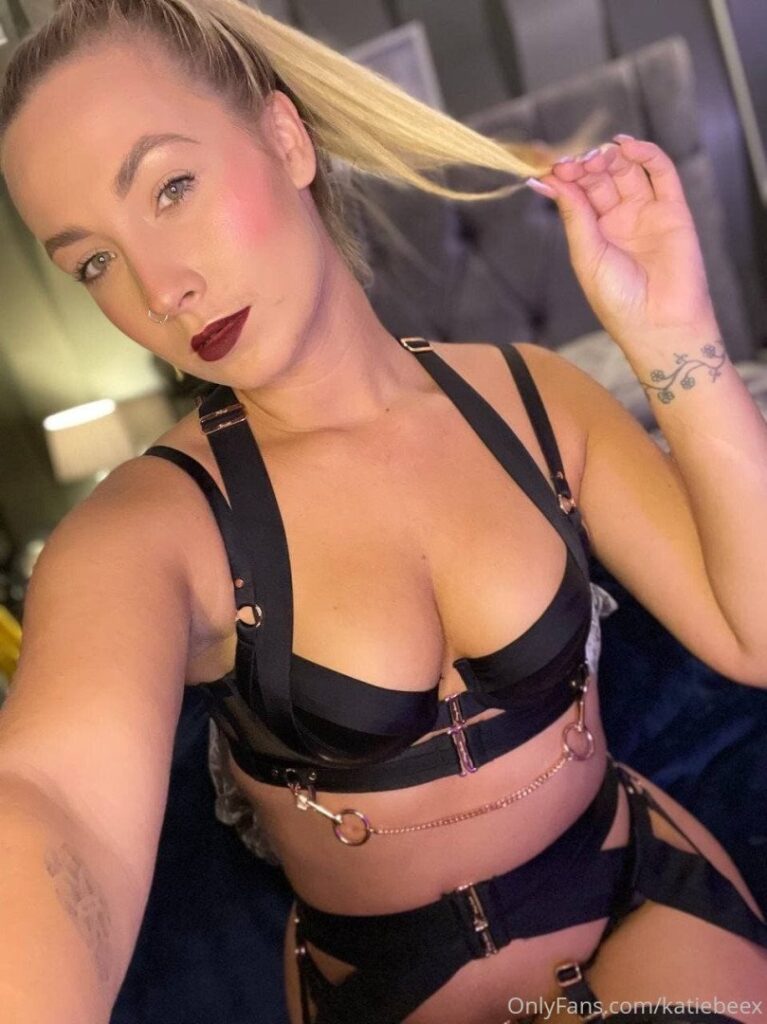 katiebeex – Nude Leaks Onlyfans