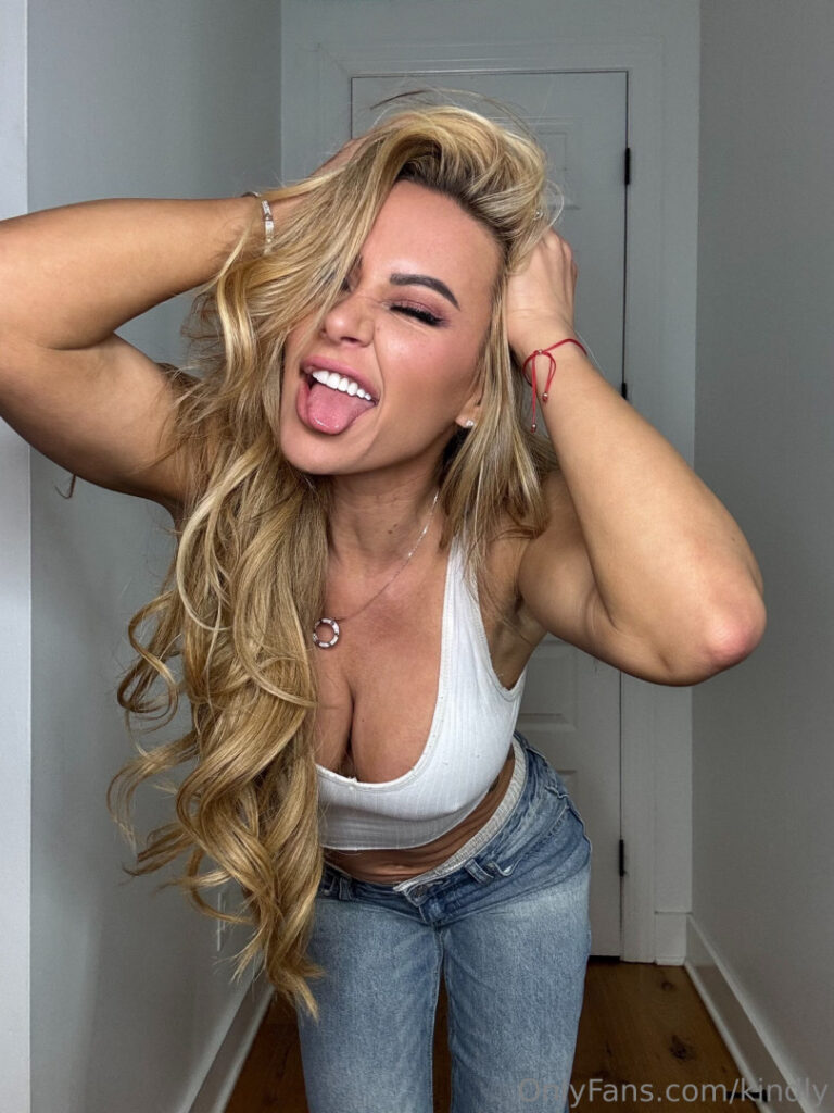 Kindly Myers – Nude Leaks Onlyfans