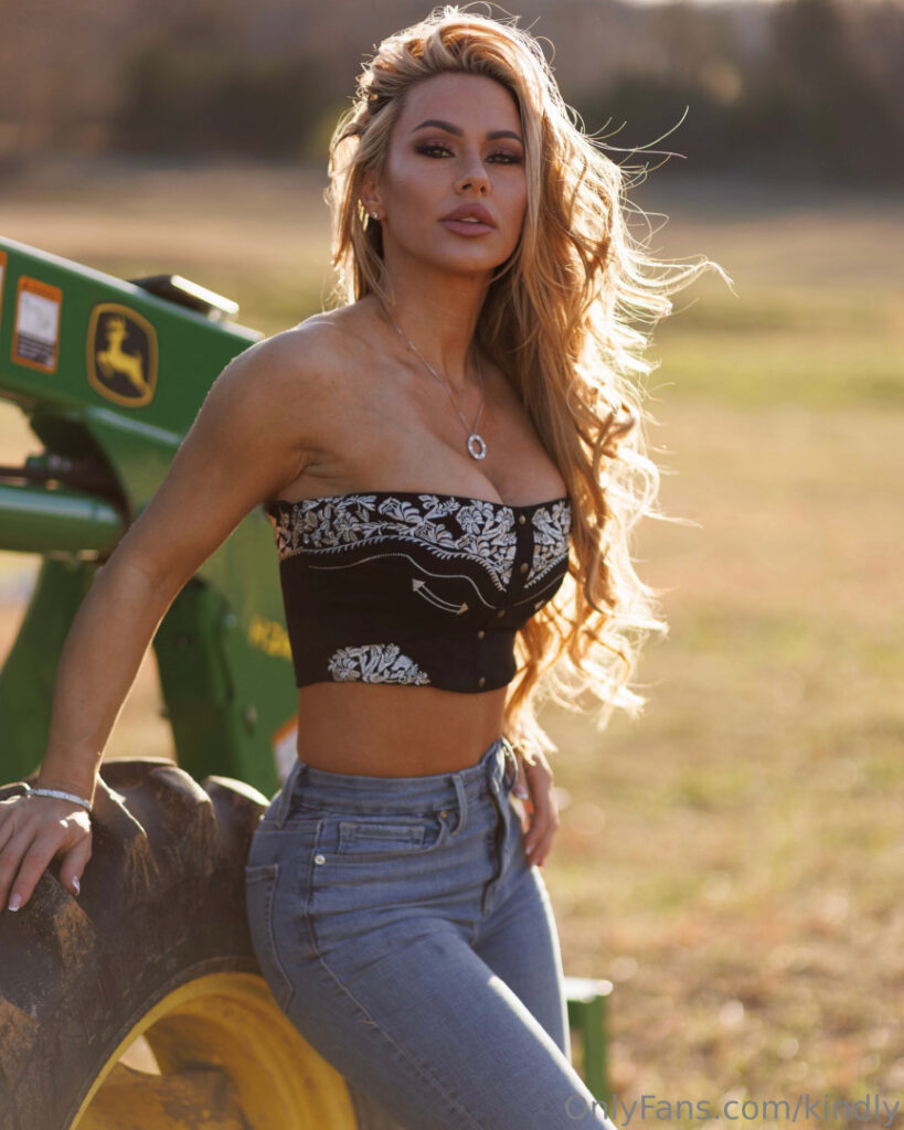 Kindly Myers – Nude Leaks Onlyfans