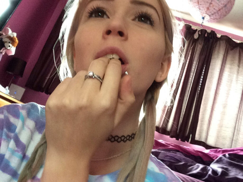 Kirabee / Kitten Sophie – Nude Leaks Onlyfans