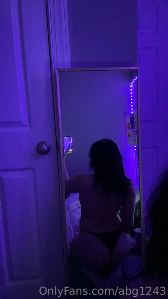 Lindsayyy1243 / yo.lindsayy – Nude Leaks Onlyfans