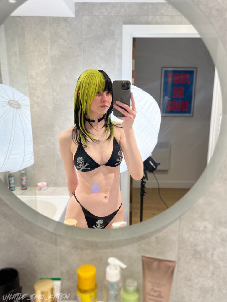 little_emo_kitten – Nude Leaks Onlyfans
