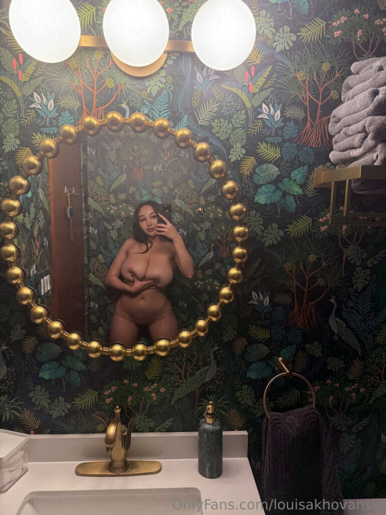 Louisa Khovanski – Nude Leaks Onlyfans